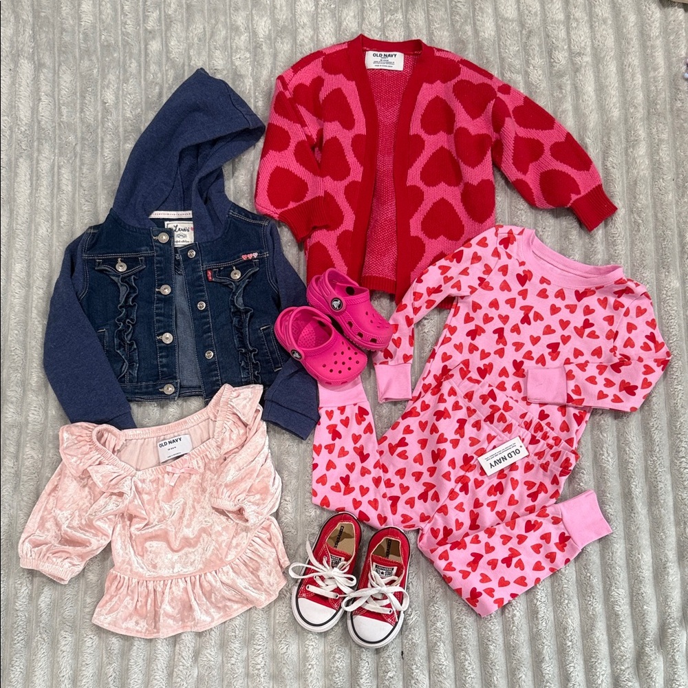 CROCS, CONVERSE, LEVI & OLD NAVY Toddler Bundle!!!